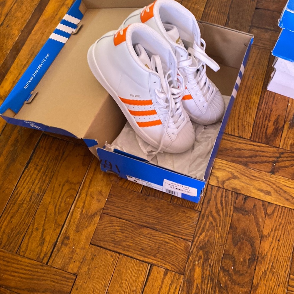 ADDIDAS